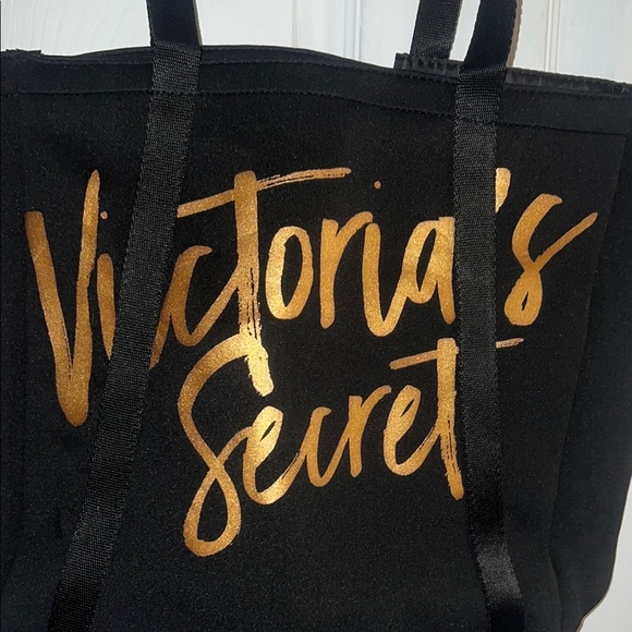 Victoria's Secret Handbags - NWOT Victoria's Secret Black and Gold Canvas Tote